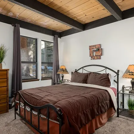 The Kingswood Retreat Villa